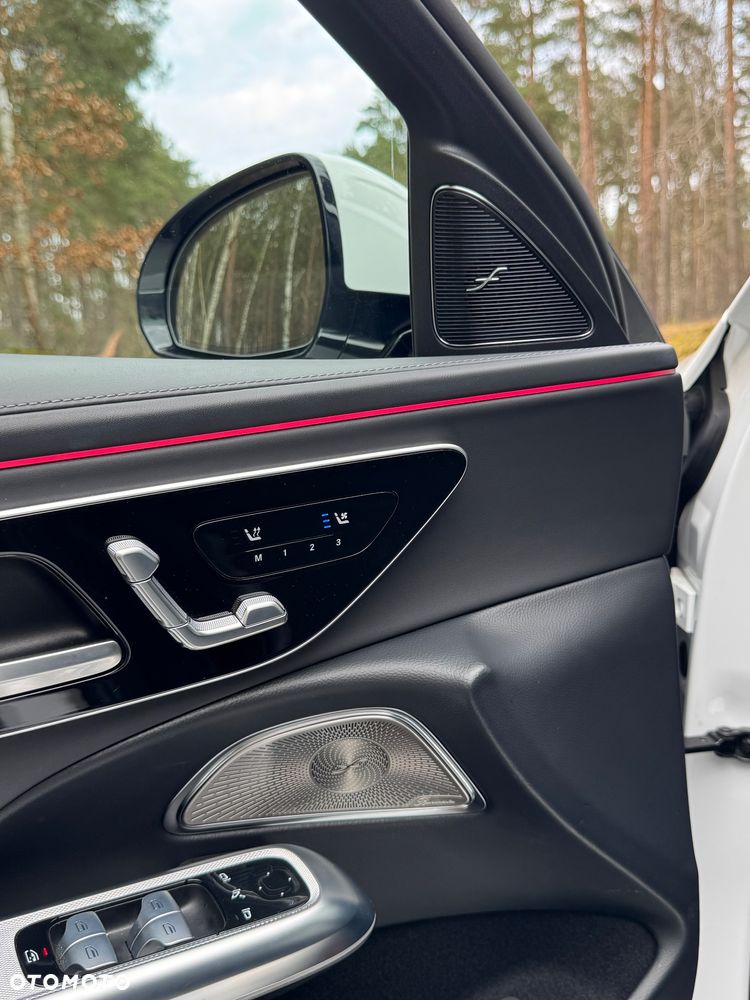 Mercedes-Benz Klasa E - 33