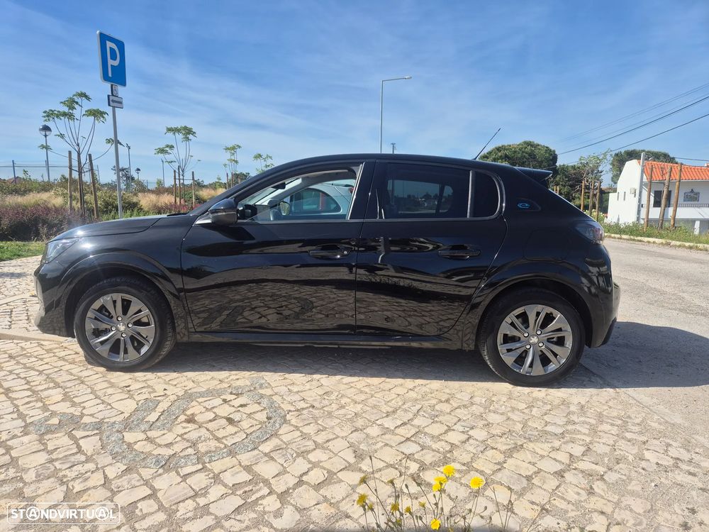 Peugeot e-208 Allure Pack - 6