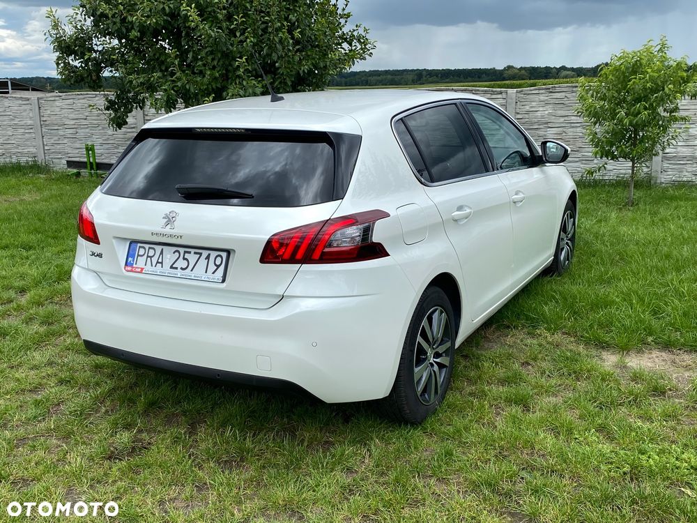 Peugeot 308 1.2 PureTech GPF GT S&S EAT8 - 6
