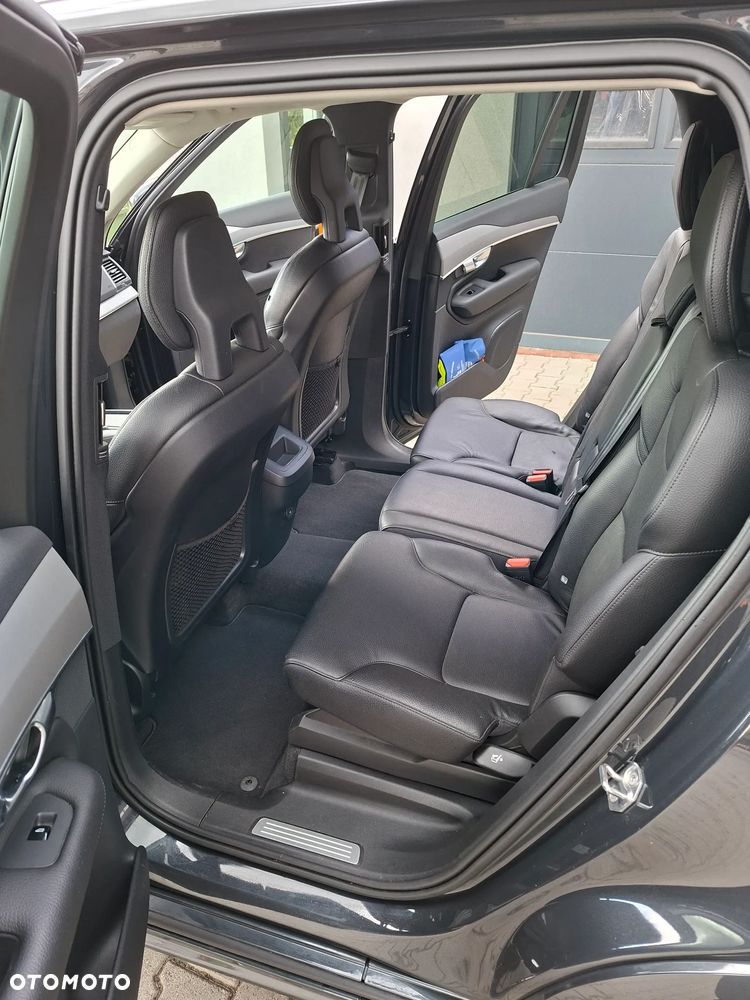 Volvo XC 90 B5 D AWD Momentum Pro - 8