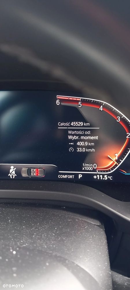BMW X3 xDrive20d - 8