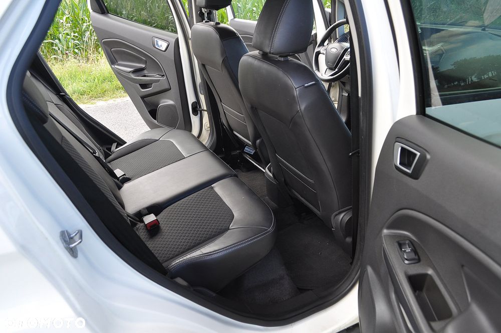 Ford EcoSport 1.0 EcoBoost TITANIUM - 17