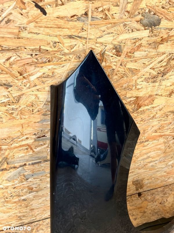 BŁOTNIK prawy MERCEDES B-KLASA W245 LIFT Kod lakieru: 191 - 3