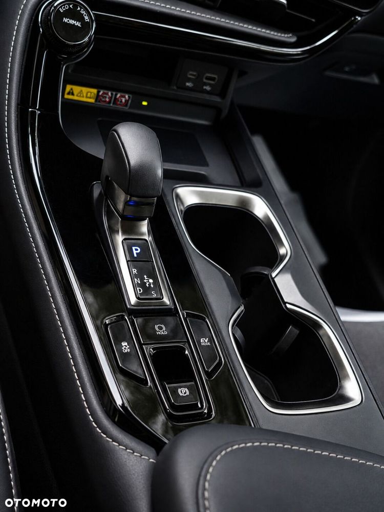 Lexus NX 350h Elegance 2WD - 28
