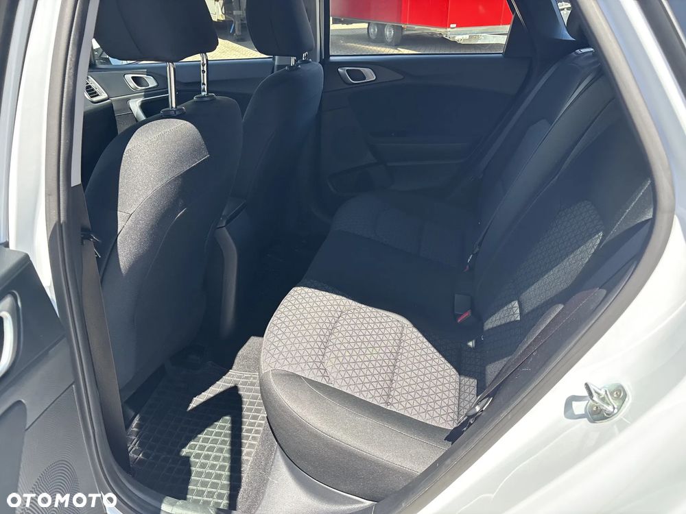 Kia Ceed 1.0 T-GDI S - 12