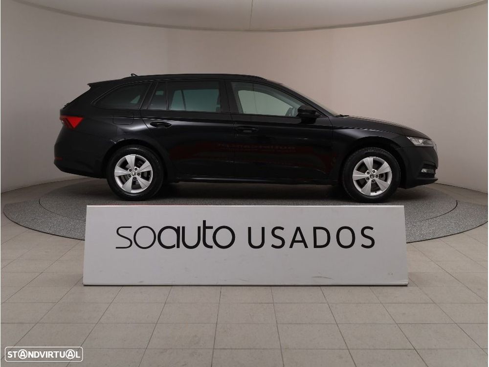 Skoda Octavia 2.0 TDI Ambition — fotografia 9