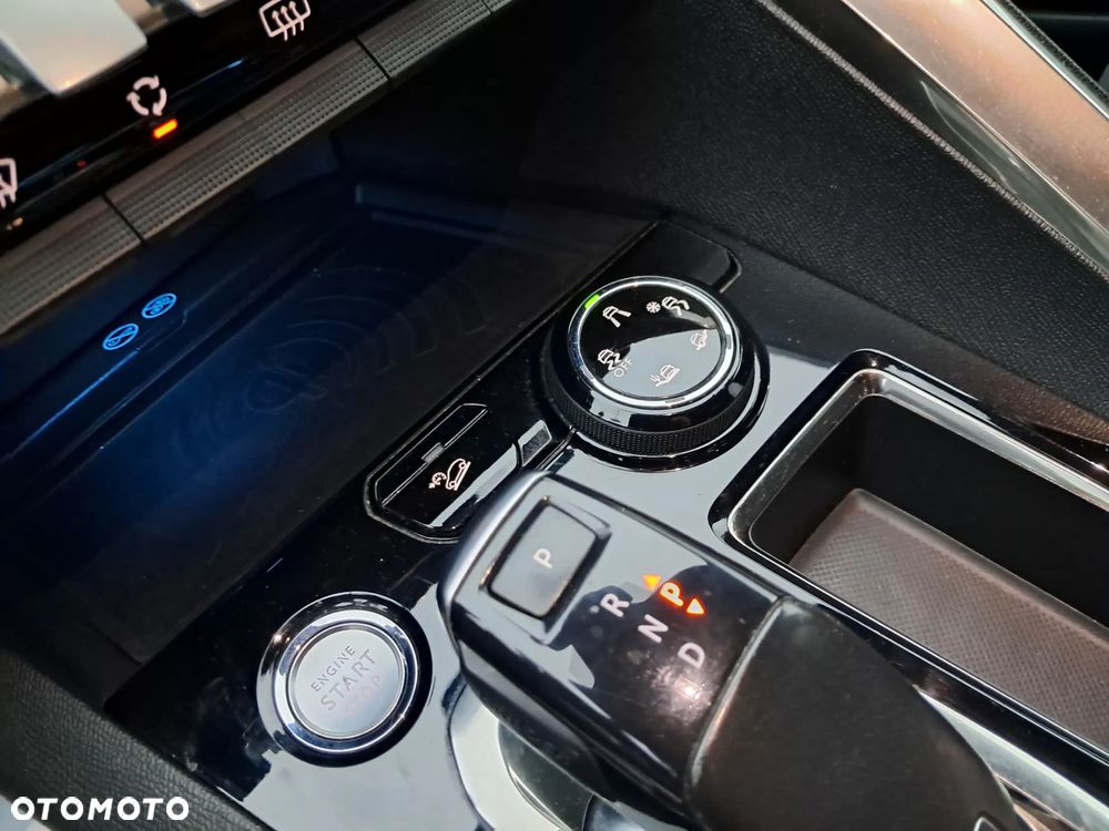 Peugeot 3008 BlueHDi 180 Stop & Start EAT8 GT - 15