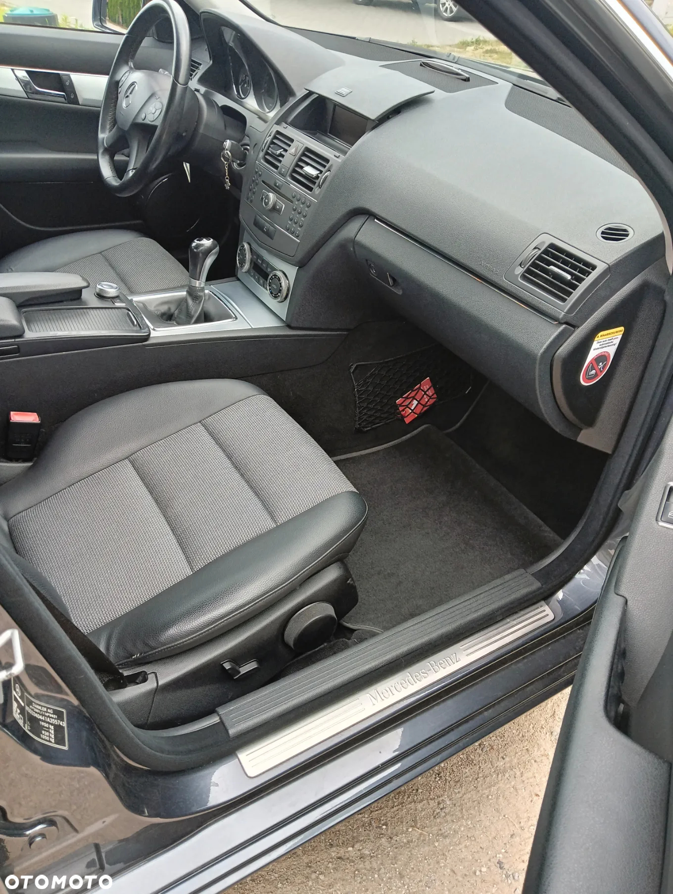 Mercedes-Benz Klasa C 180 Kompressor BlueEFFICIENCY - 7