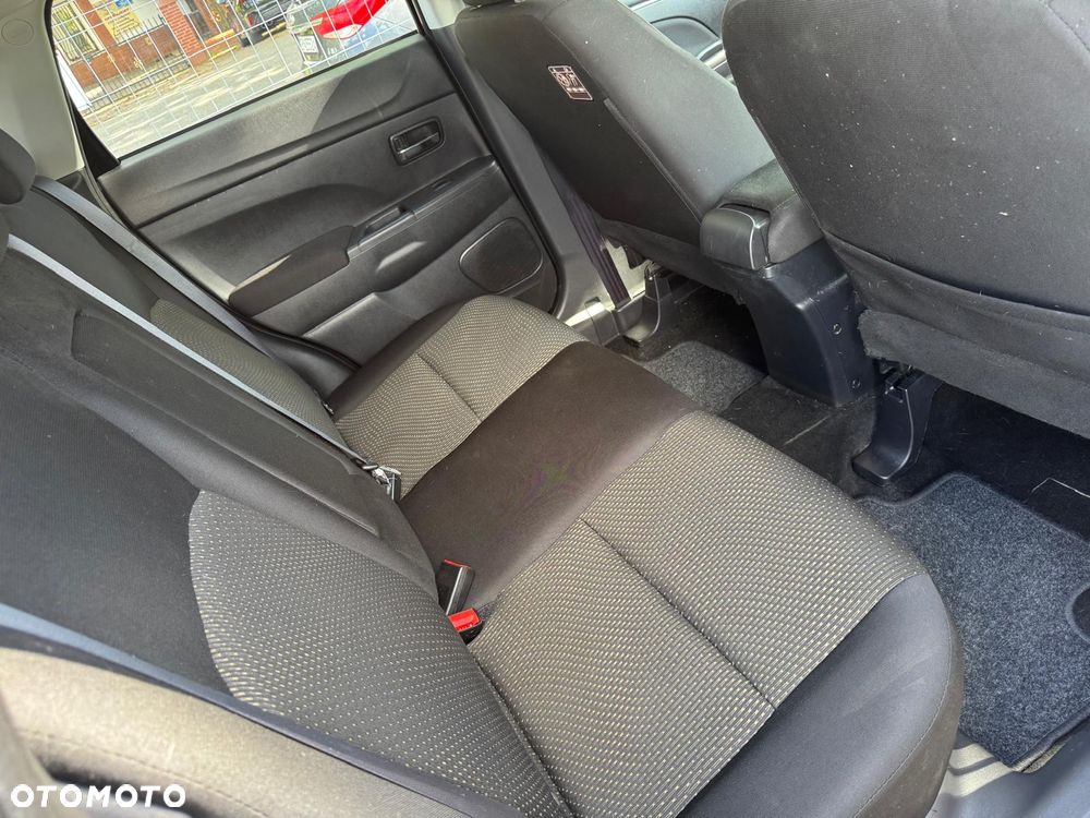 Mitsubishi ASX - 28