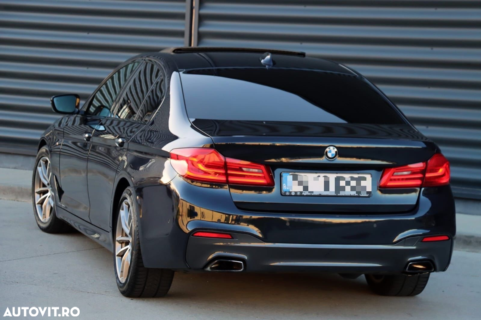BMW Seria 5 520d xDrive AT - 24