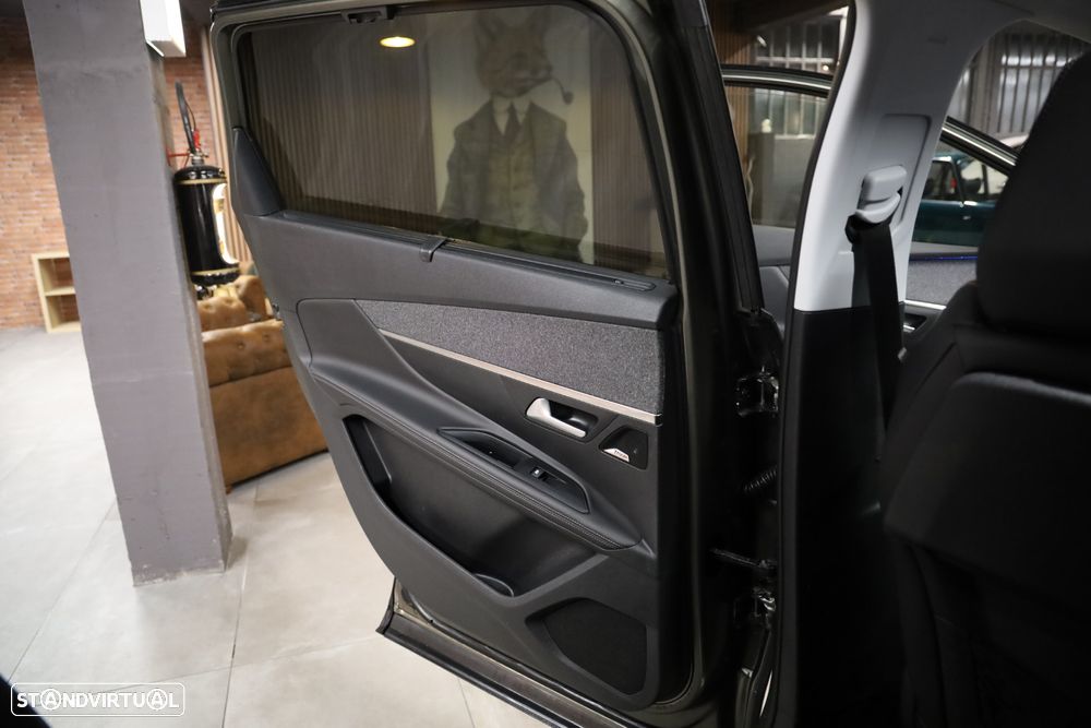 Peugeot 5008 BlueHDI 130 EAT8 Allure Pack - 11