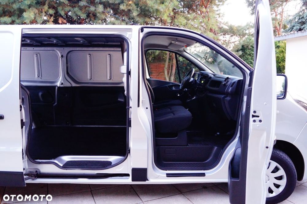 Opel Vivaro CDTI Long Salon Pl Bogata Opcja Faktura Vat Super Stan - 19