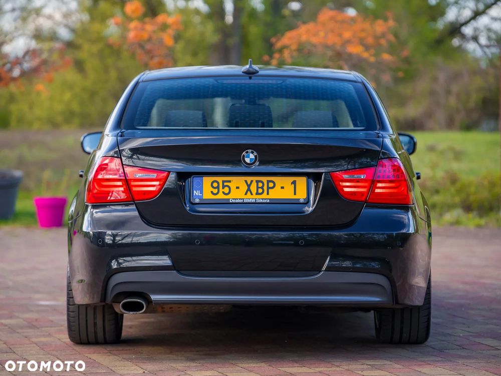 BMW Seria 3 318i Edition Sport - 8