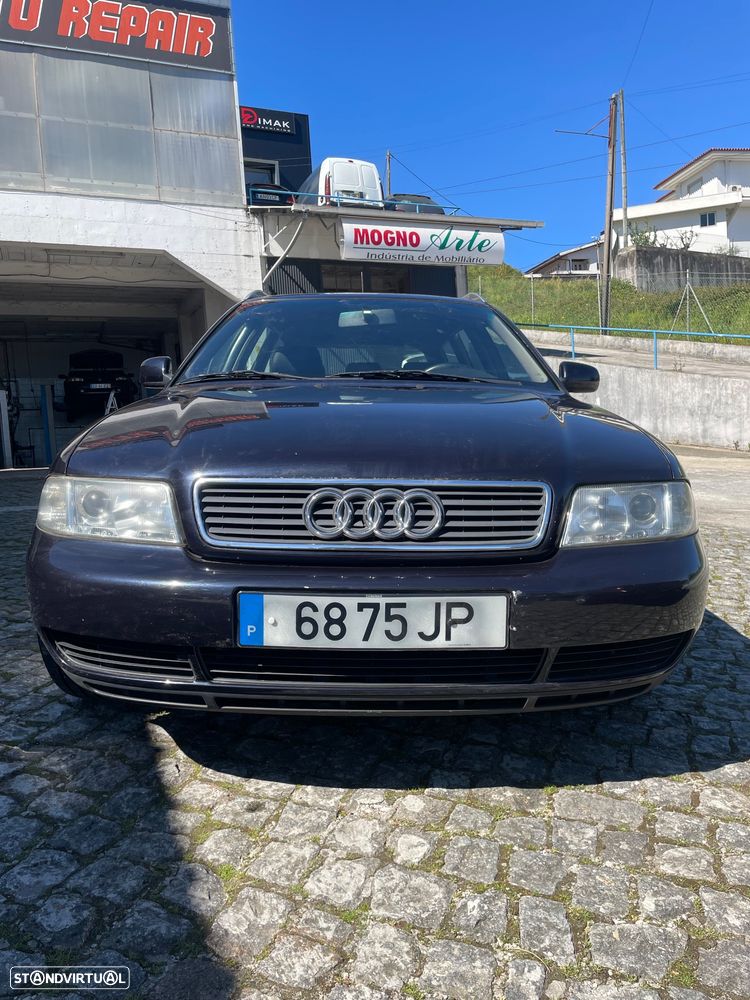 Audi A4 Avant 1.6 Attraction - 1