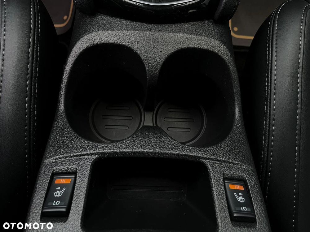 Nissan Qashqai 1.3 DIG-T Tekna+ - 34