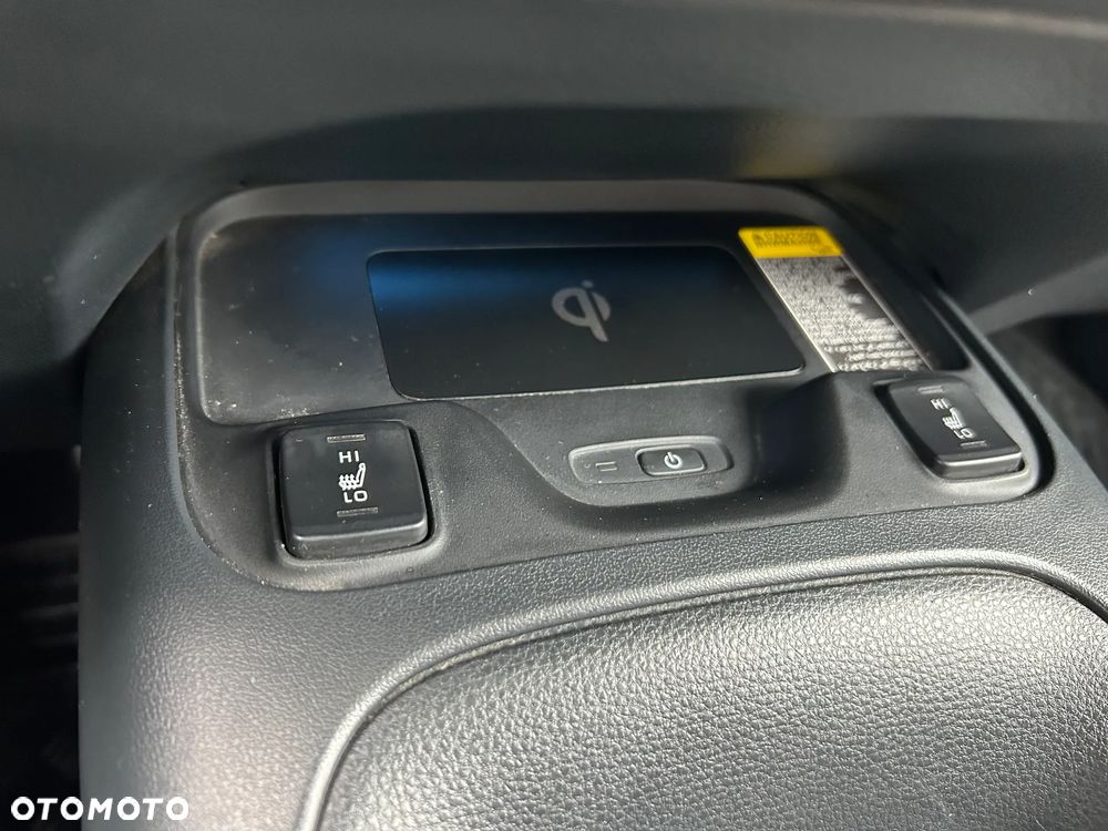 Toyota Corolla 1.8 Hybrid GR Sport - 26
