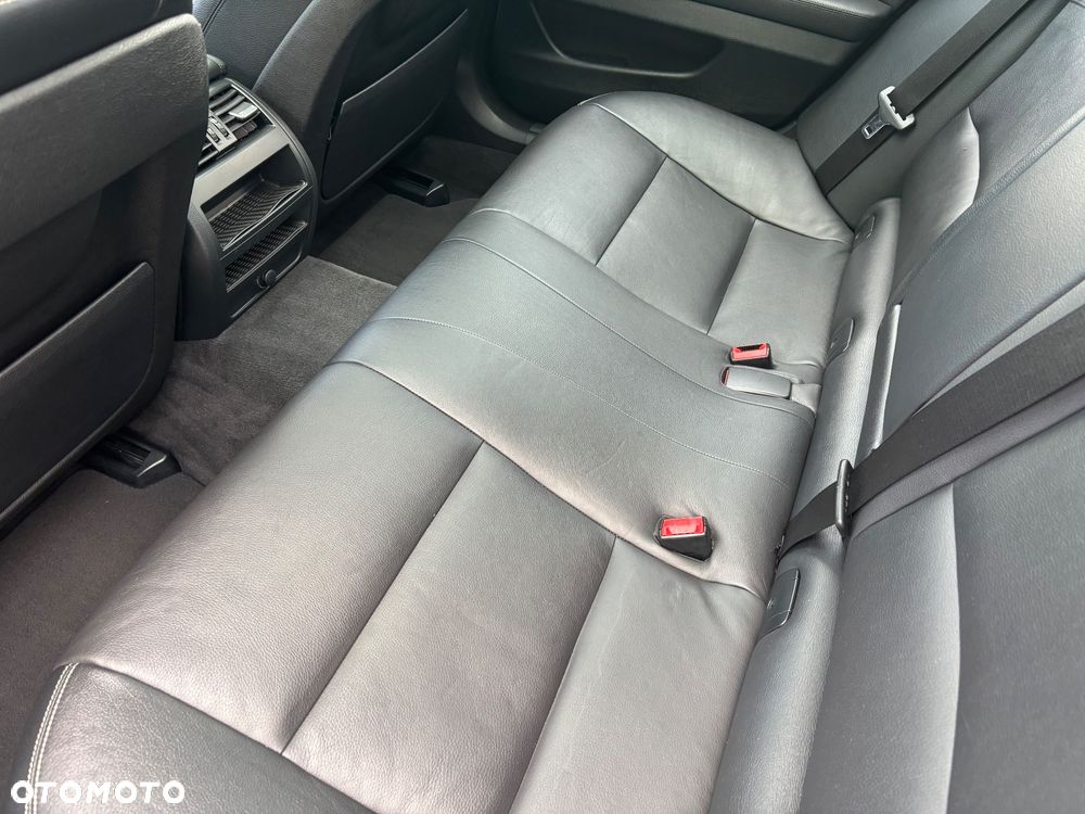 BMW Seria 5 520d Luxury Line - 21
