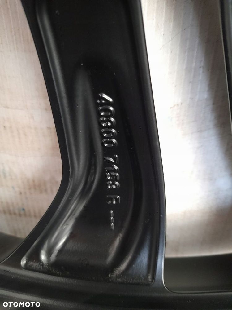 Felga aluminiowa Renault 6.5" x 20" 5x114.3 ET33 - 7