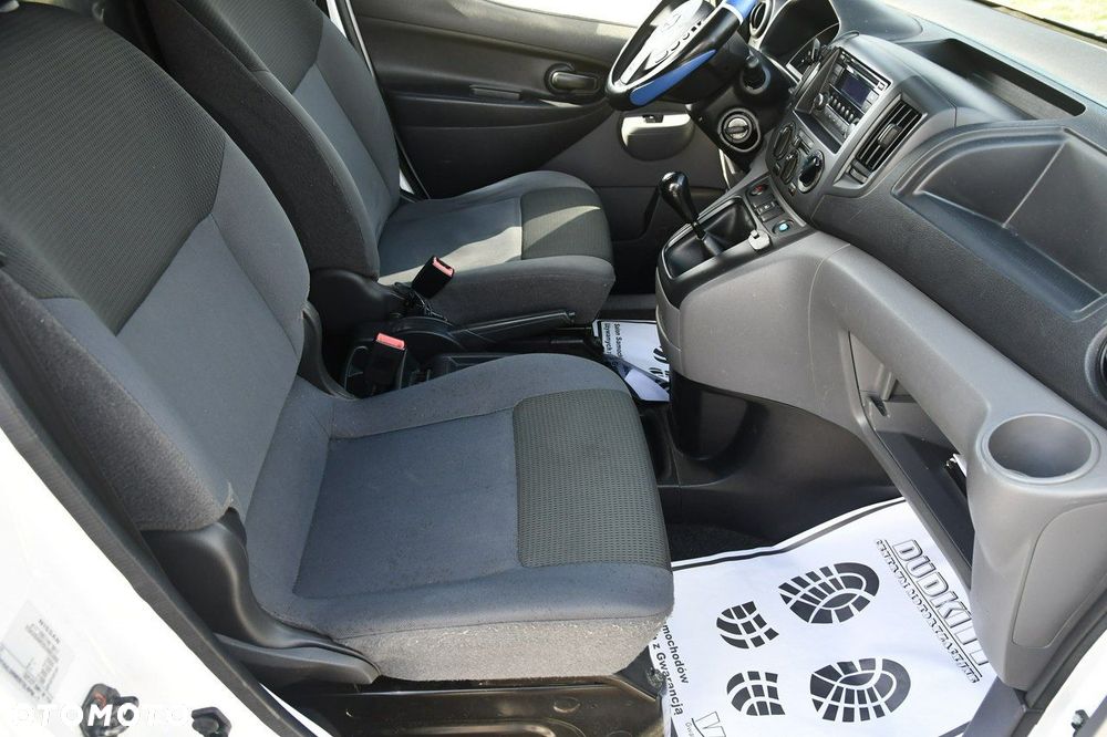 Nissan NV200 - 18