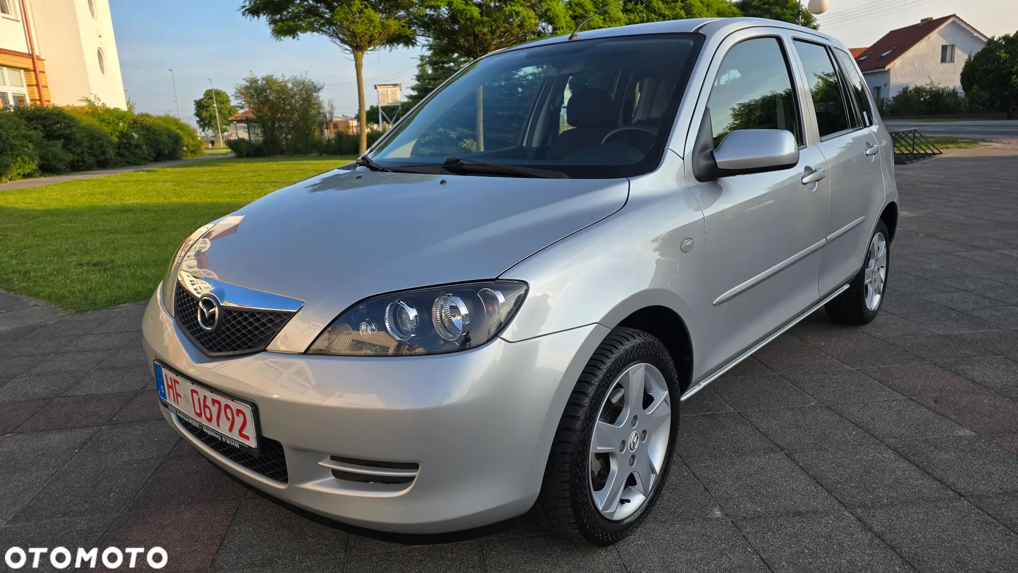 Mazda 2 - 1