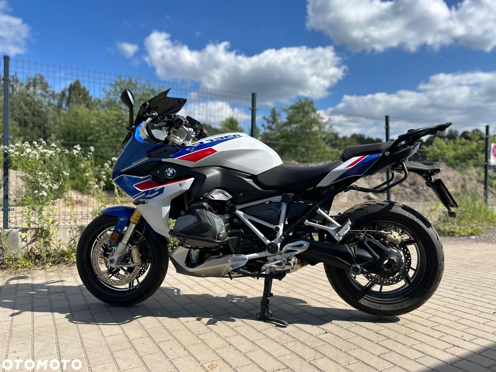 BMW R - 16