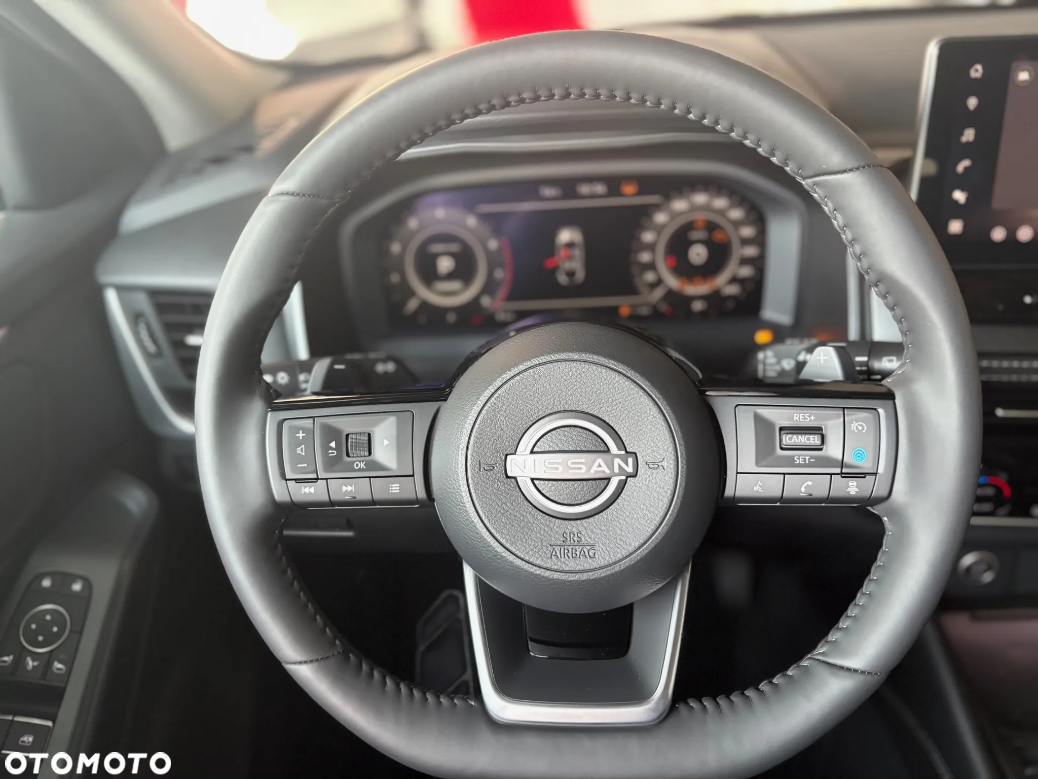Nissan Qashqai 1.3 DIG-T mHEV N-Connecta Xtronic - 11
