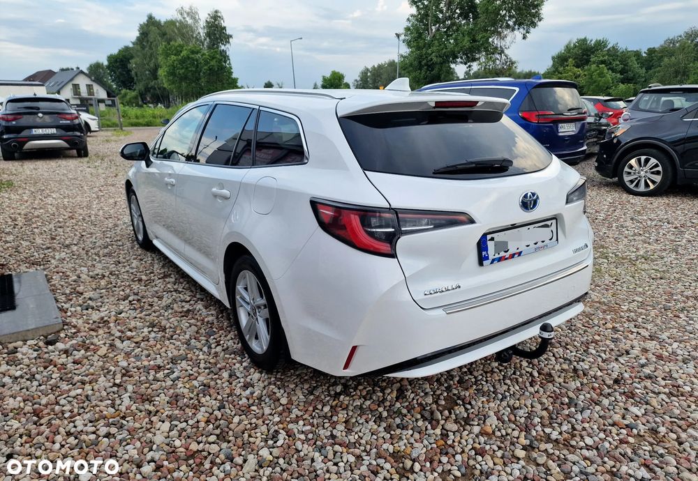Toyota Corolla 1.8 Hybrid Selection - 12