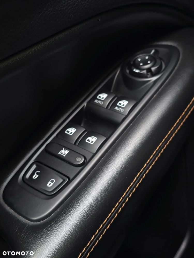 Jeep Compass 2.0 MJD Limited 4WD S&S - 28