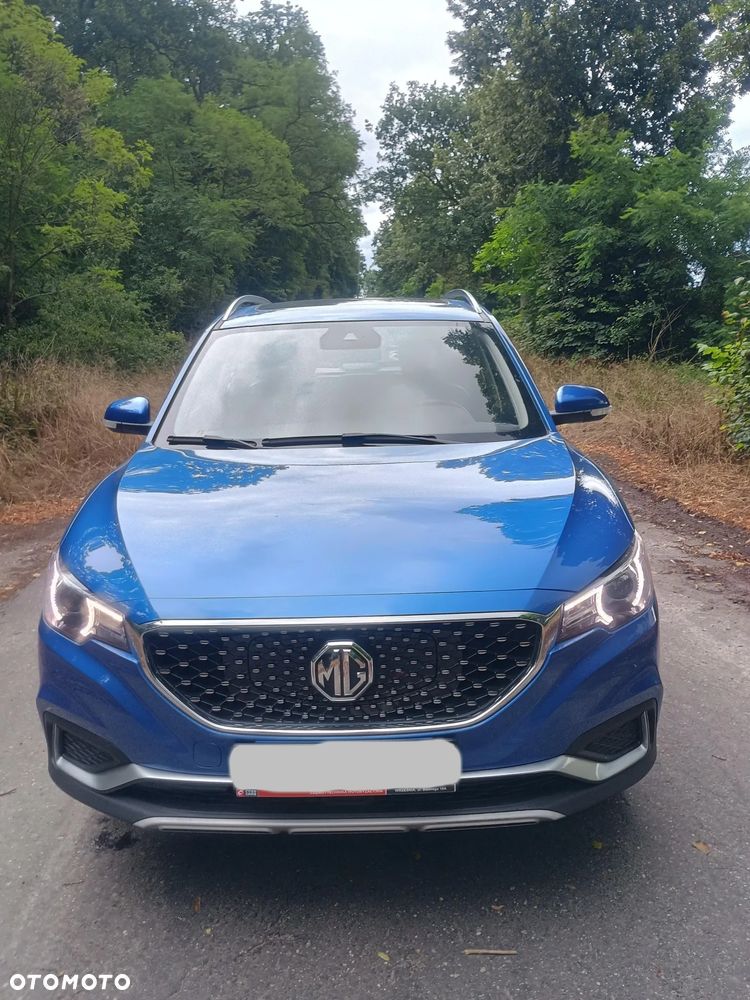 MG ZS Luxury - 3
