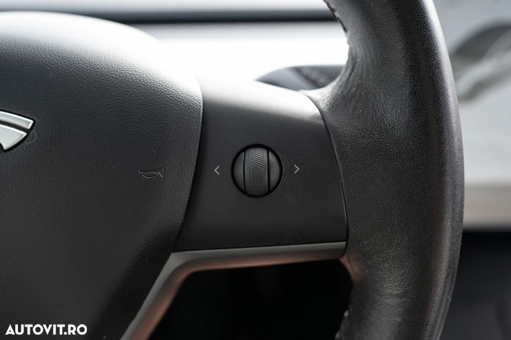 Tesla Model 3 Langstreckenbatterie Allradantrieb Dual Motor - 18