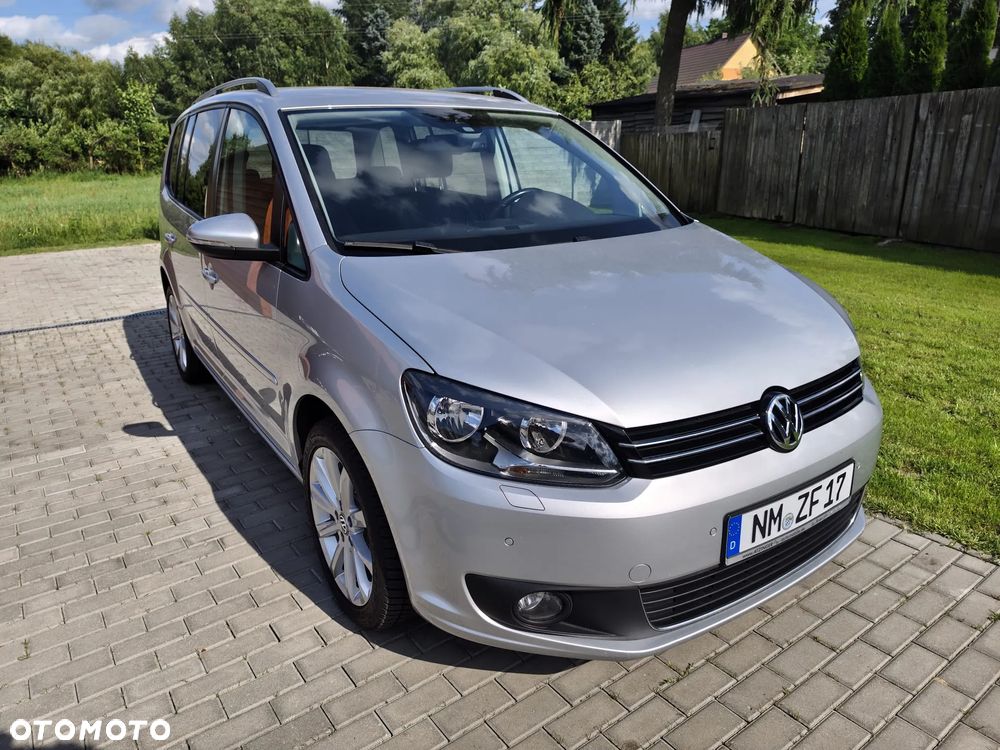 Volkswagen Touran 2.0 TDI DPF BlueMotion Technology Highline - 10