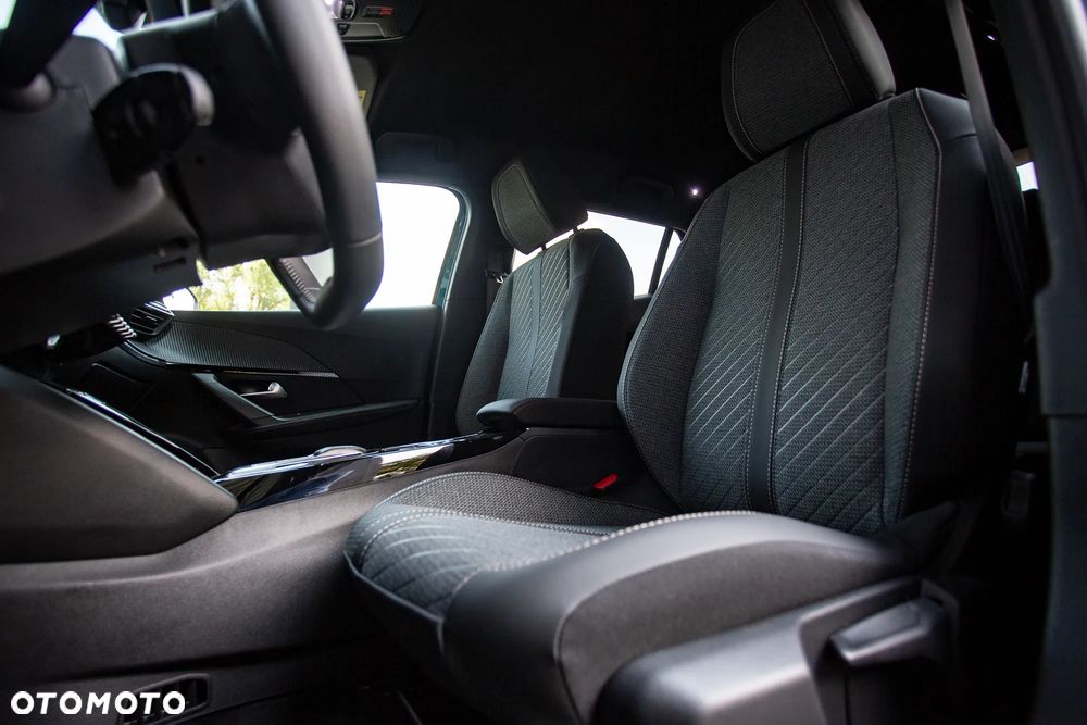 Peugeot 2008 Hybrid 110 e-DSC Allure - 15
