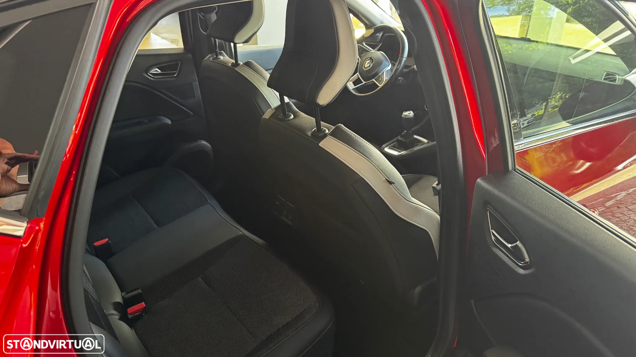 Renault Captur 1.0 TCe Exclusive - 15