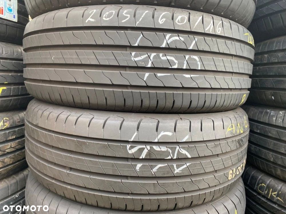 205/60/16 Goodyear EfficientGrip_6,2mm_2szt_(456) - 2