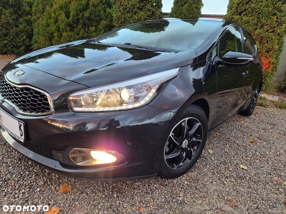 Kia Ceed 1.6 GDI Edition 7 - 11