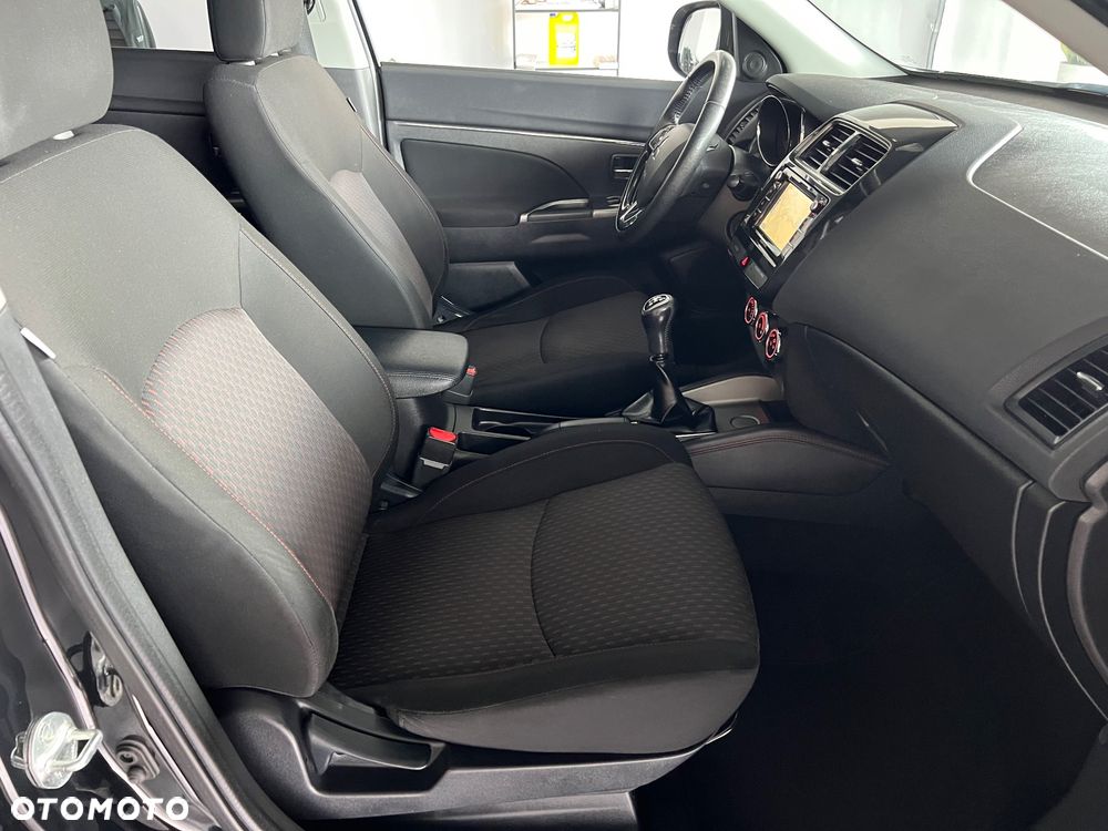 Mitsubishi ASX - 32