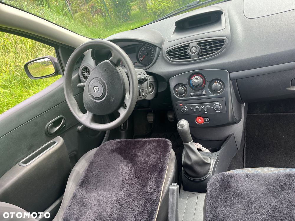Renault Clio 1.2 16V Authentique - 7
