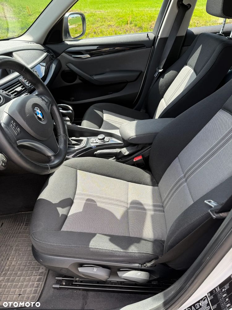 BMW X1 xDrive18d xLine - 15