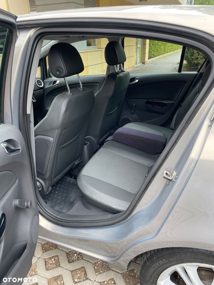 Opel Corsa - 18