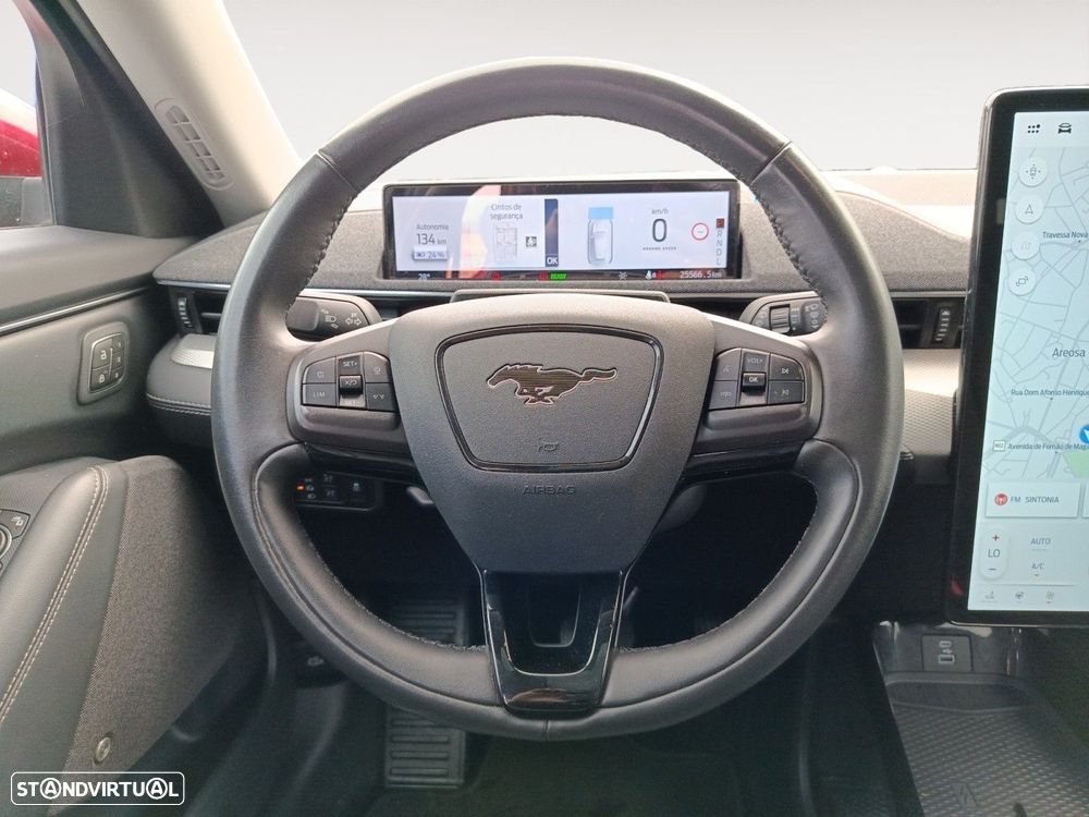 Ford Mustang Mach-E Standard - 12