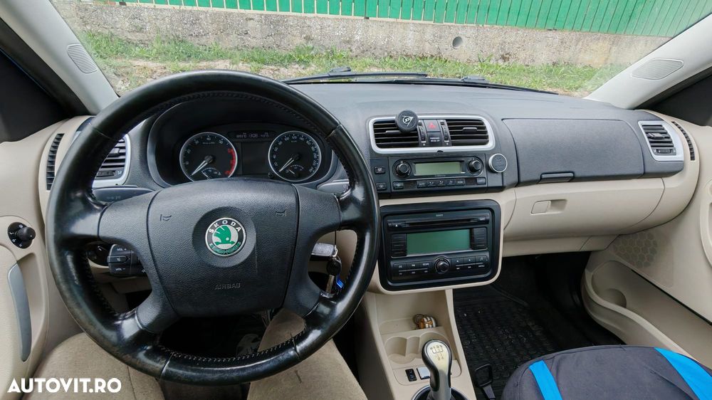Skoda Roomster 1.6 Style - 6