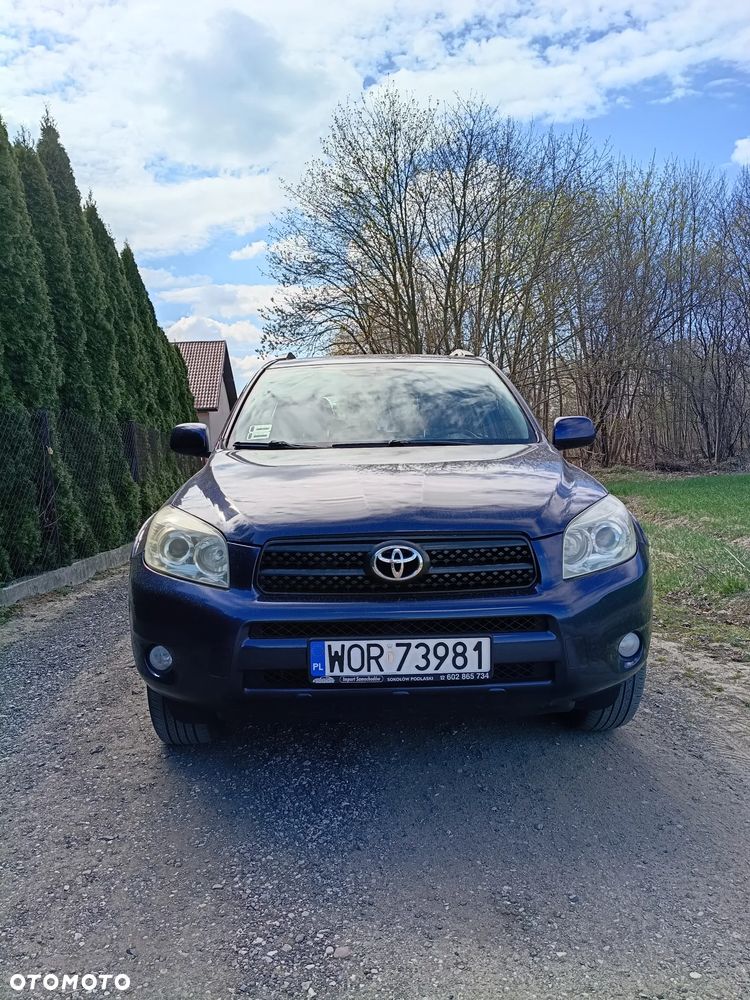 Toyota RAV4 2.2 D-CAT 4x4 Executive - 1