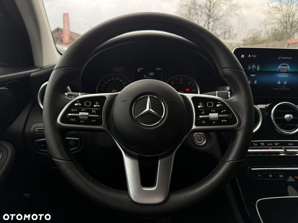 Mercedes-Benz GLC - 13