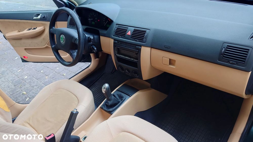 Skoda Fabia 1.4 16V Elegance - 19