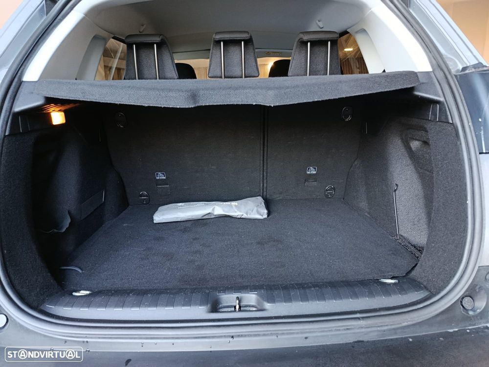Peugeot 2008 1.2 PureTech Style - 38