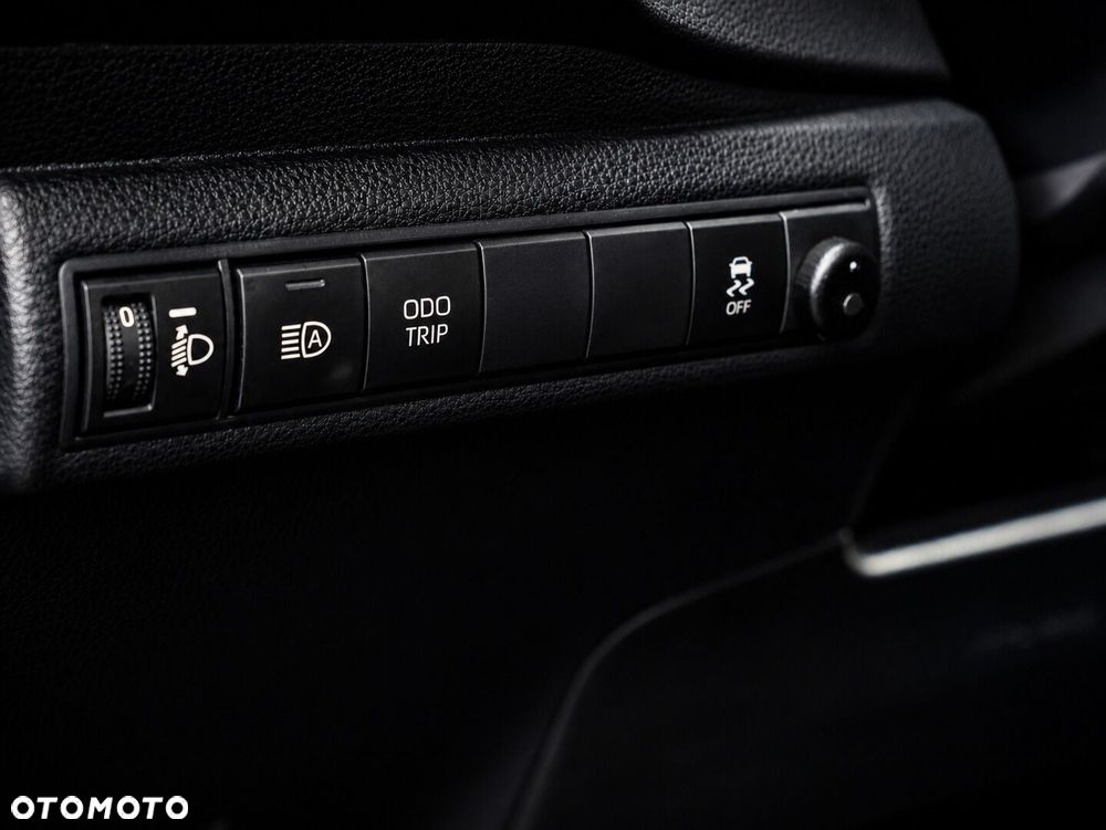Toyota Corolla 1.8 Hybrid Comfort - 18