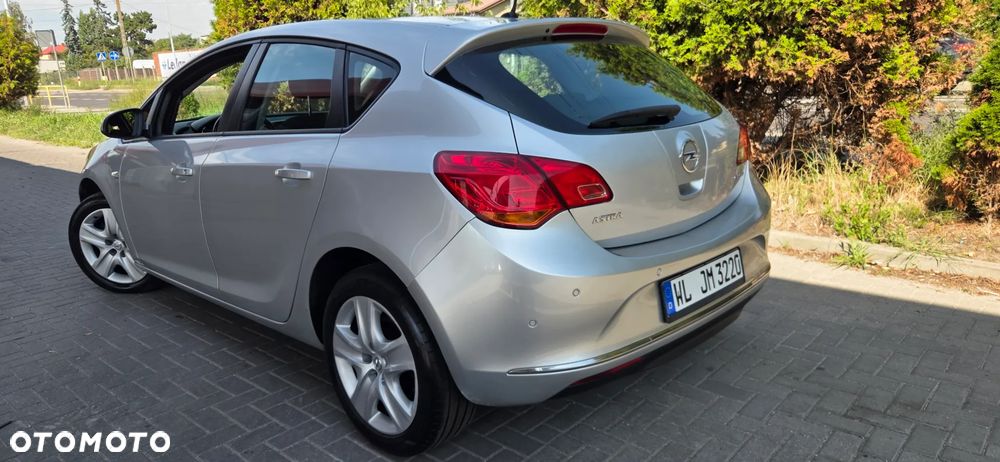 Opel Astra 1.6 CDTI Sport - 10