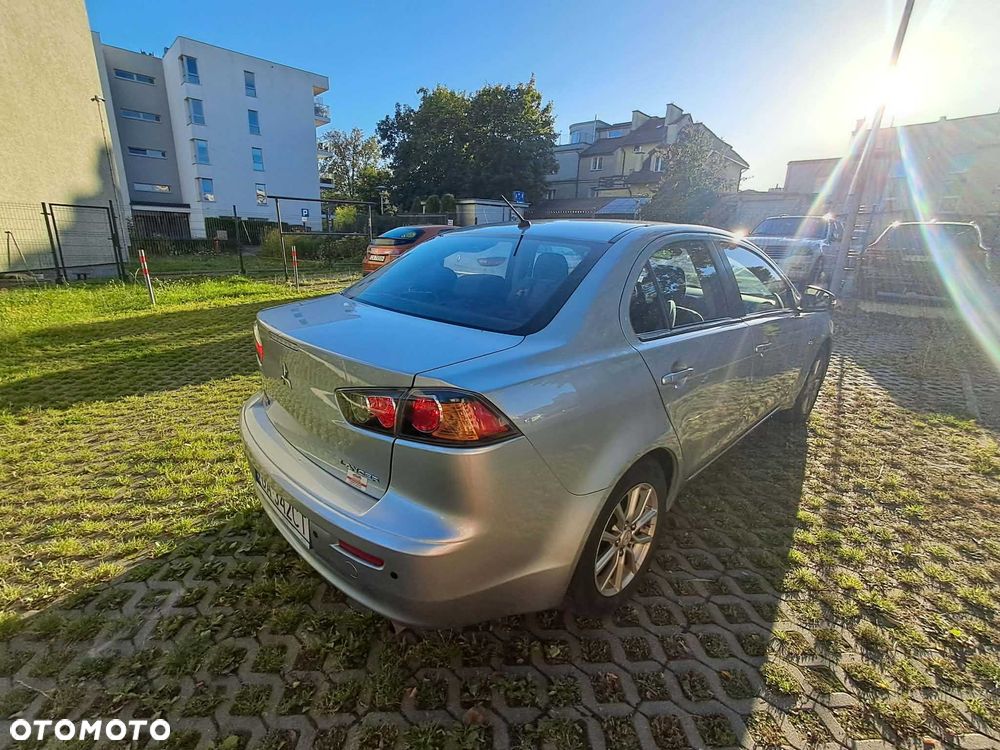 Mitsubishi Lancer 2014 photo 3