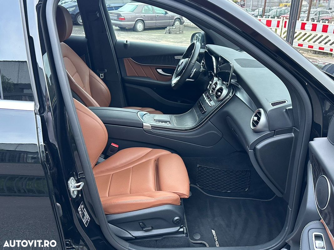 Mercedes-Benz GLC 300 4MATIC - 9