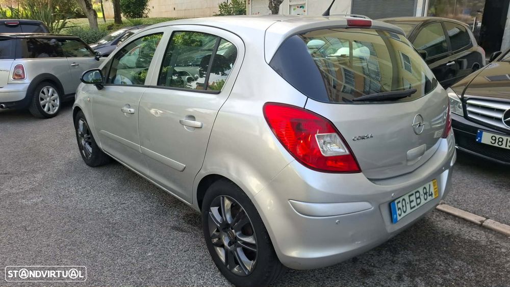 Opel Corsa 1.2 16V Enjoy - 7